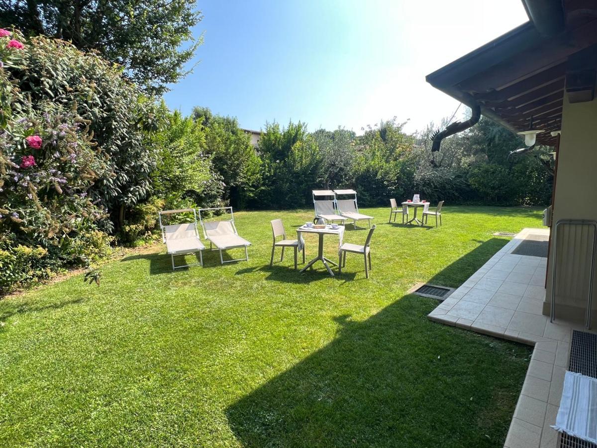 Steba House Savani Barbara Foresteria Lombarda Lonato Εξωτερικό φωτογραφία